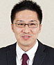 岡田 東久 氏